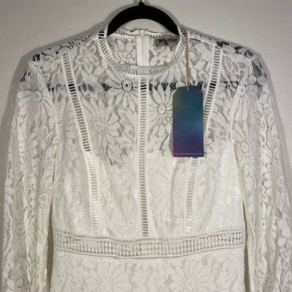 NWT: SMYM White LACE Eyelet High Neck Long Bell Slv Lrg - Picture 4 of 9